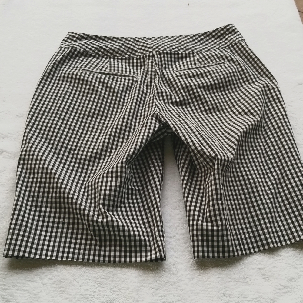 Izod Golf women's shorts black and white checks size 4 - Picture 6 of 6